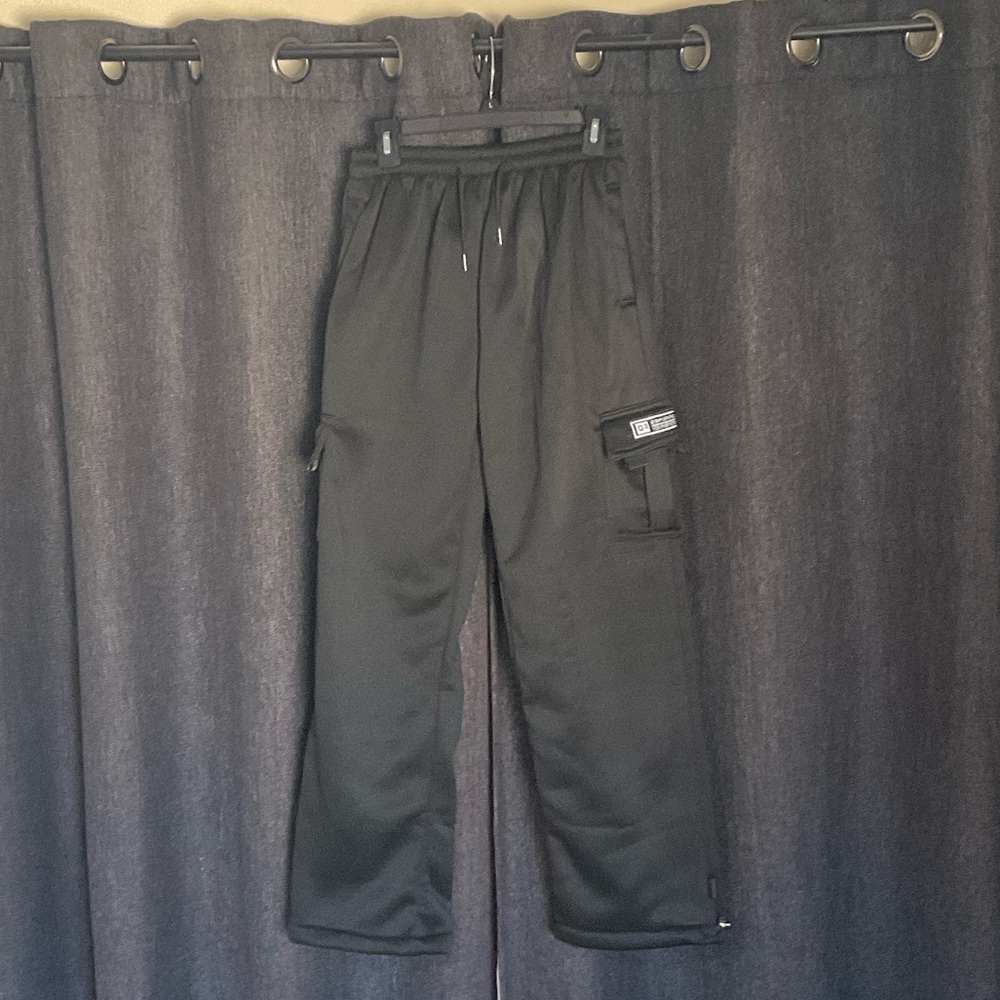 Amazon Men's Black Cargo Pants